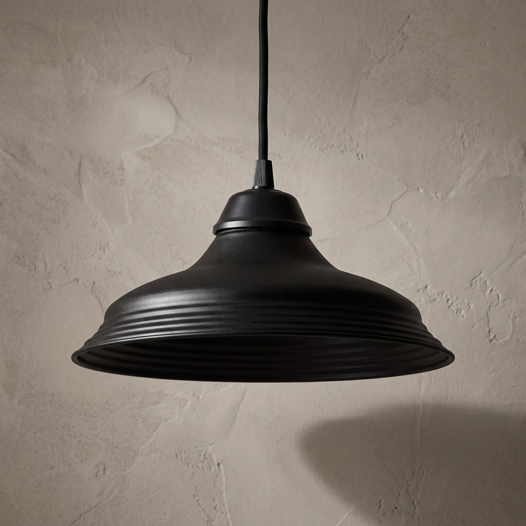 Suspension industrielle vintage noir mat style loft E27