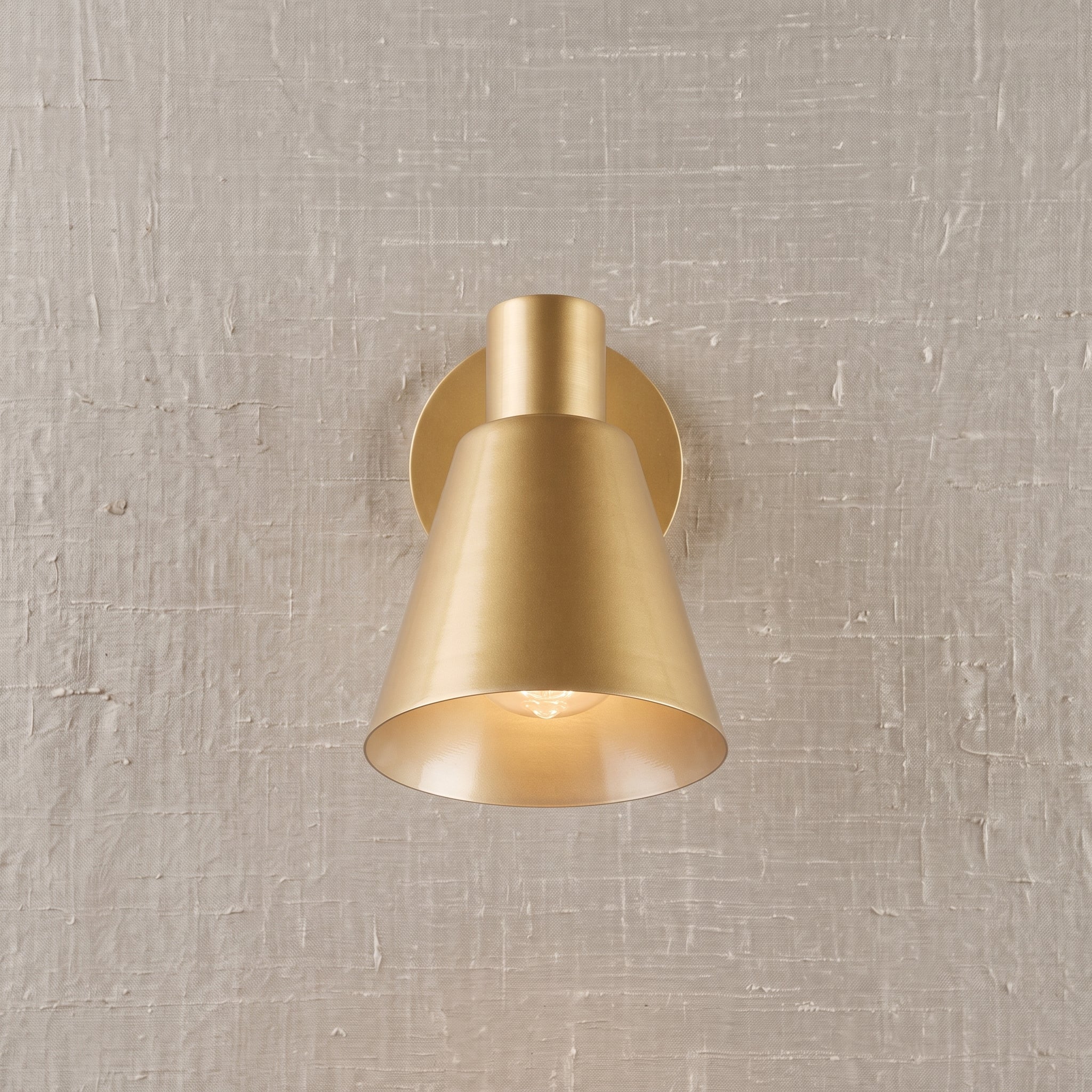 Applique murale orientable dorée liseuse abat-jour