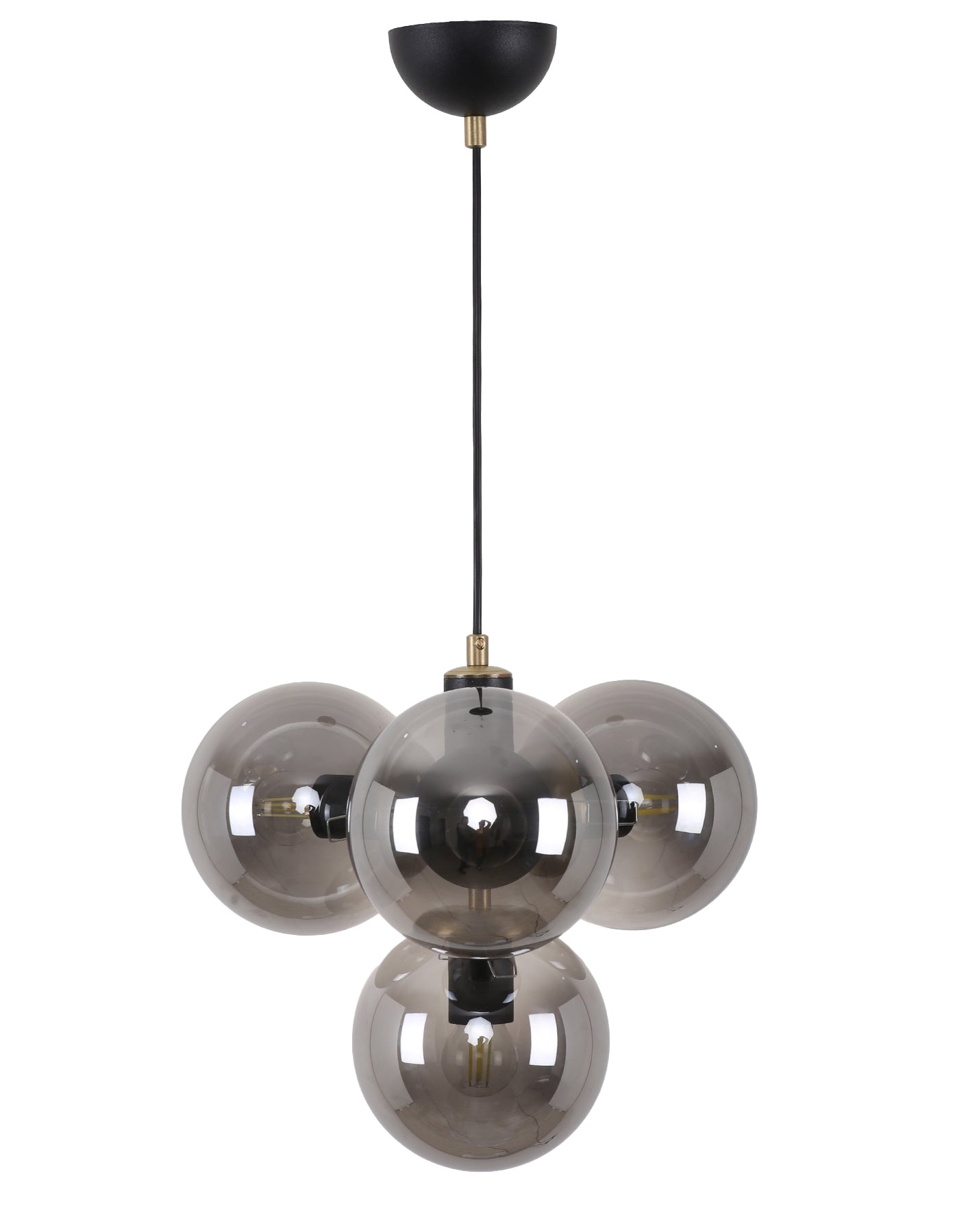 Suspension globes fumés créant une atmosphère sophistiquée