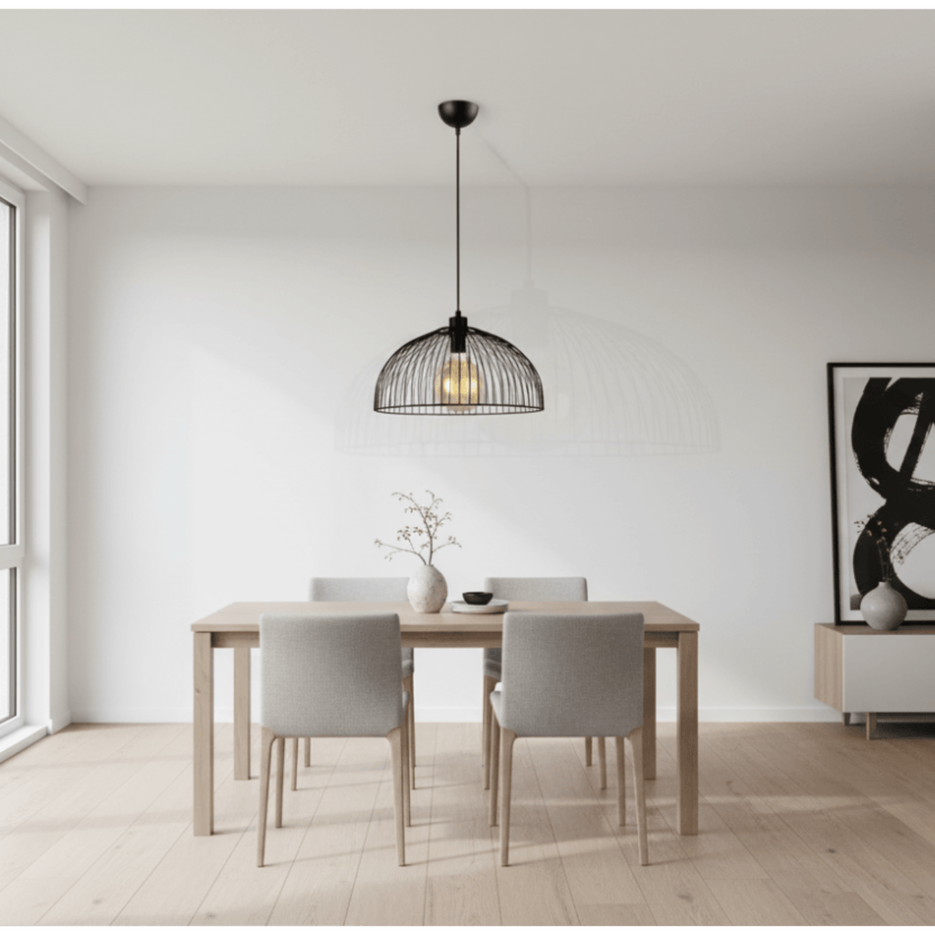 Lustre cage noir dans un appartement moderne