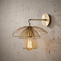 Applique murale champignon cage dorée design sculptural