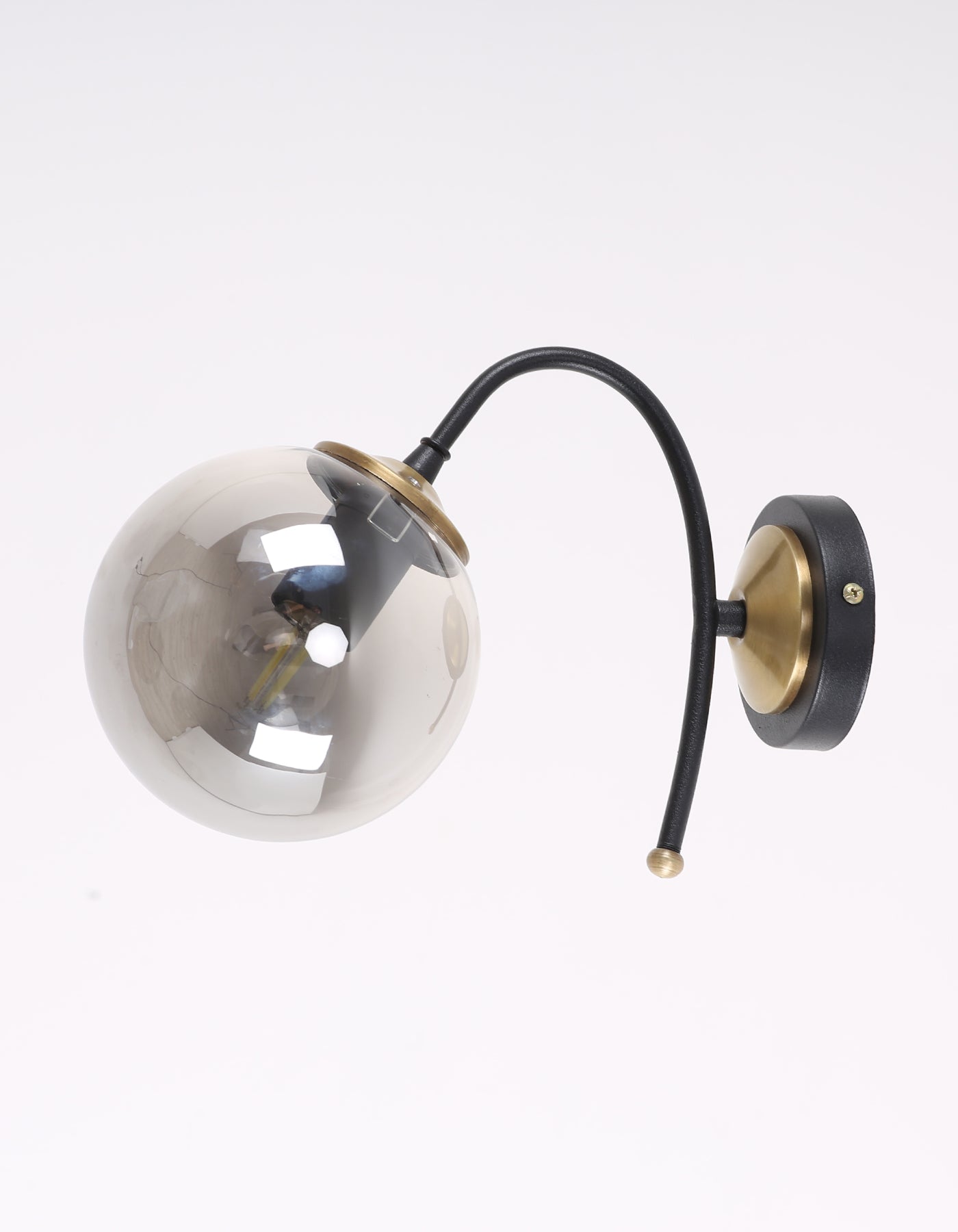 Applique Murale Globe Fumé Transparent Finition Chromée Détails Dorés Design Moderne