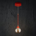 Lustre suspendu globe fumé rouge design moderne coloré