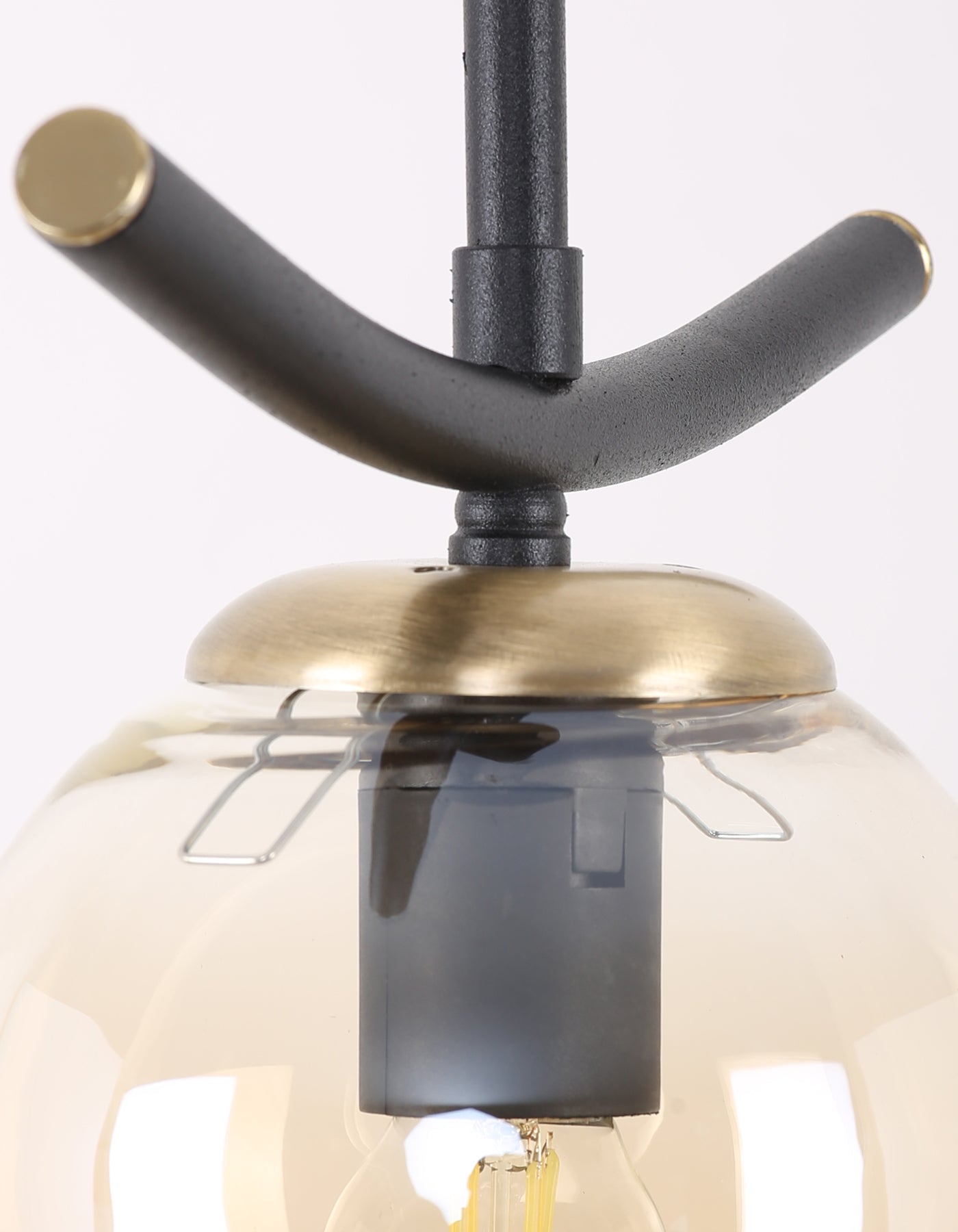 Suspension globe ambré noir et doré