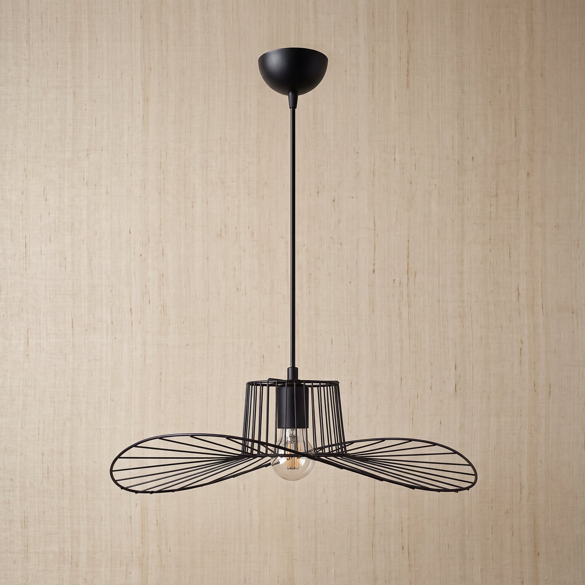 Lustre filaire noir évasé 49 cm design chapeau contemporain