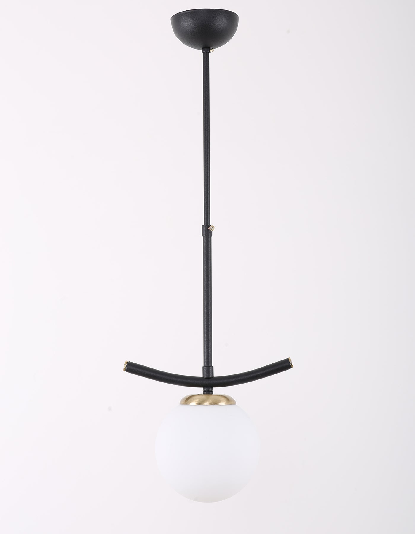 Suspension globe blanc opalin noir et doré