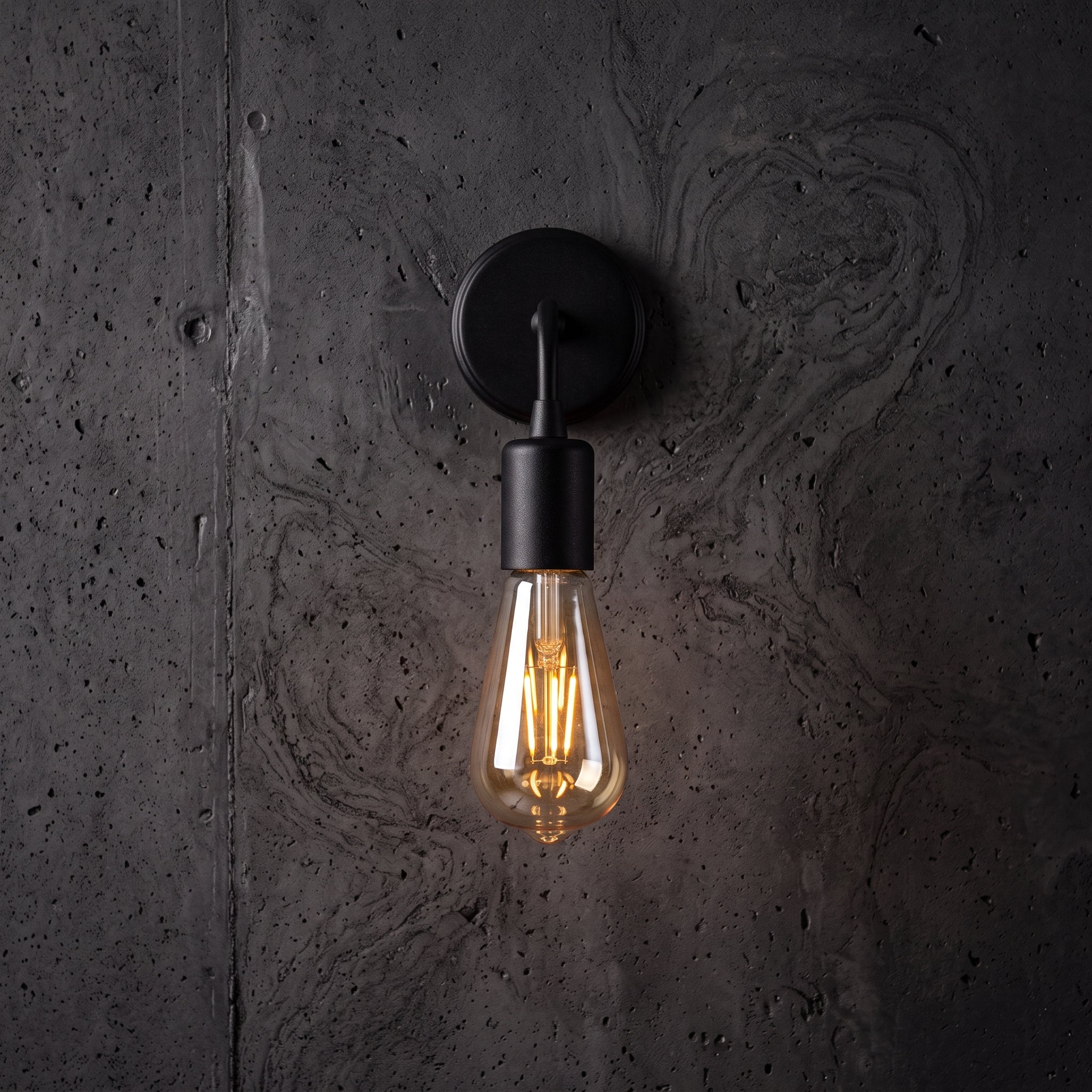 Applique murale  noire mate design minimaliste
