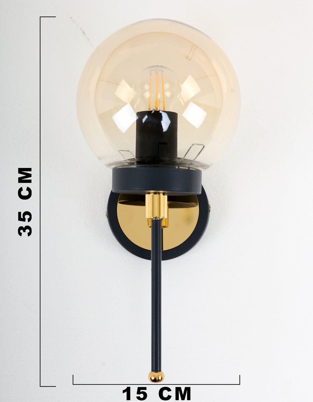 fiche produit globe ambré  applique murale noire avec finition dorée