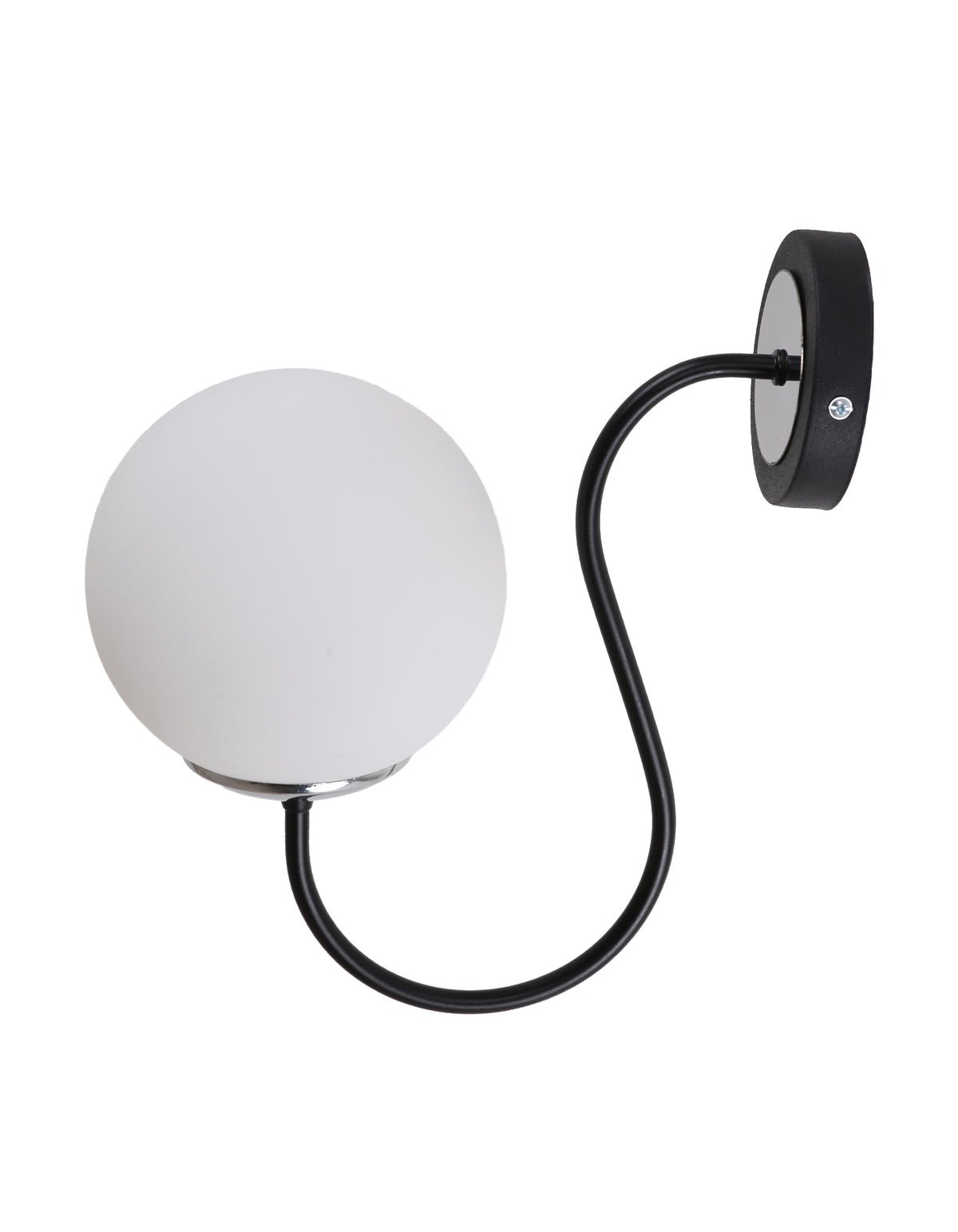 Applique murale globe blanc opale avec bras courbe noir mat et finition chromée vue de profil