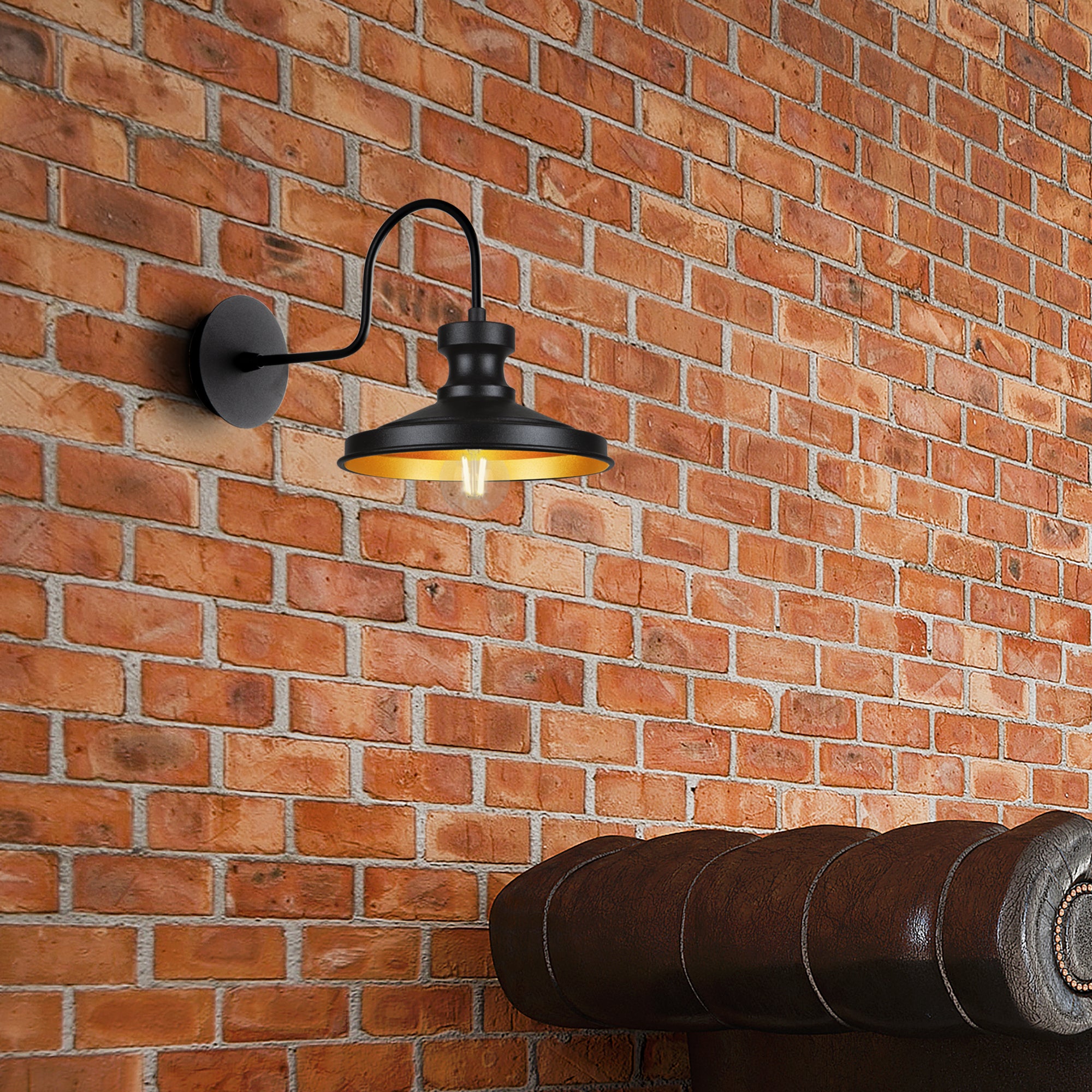 Applique grange noir et or dans un intérieur rustique chic