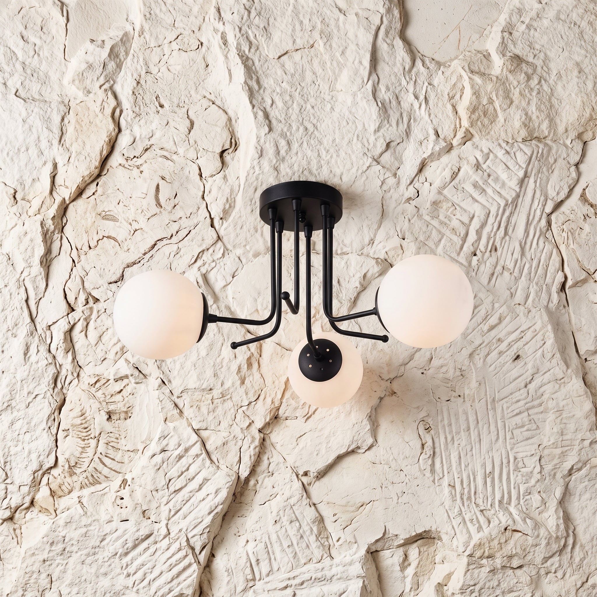 Plafonnier design scandinave 3 globes blancs et noir