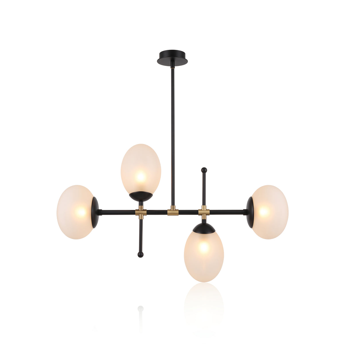Vue de face du lustre 4 globes opale blanc et structure noire