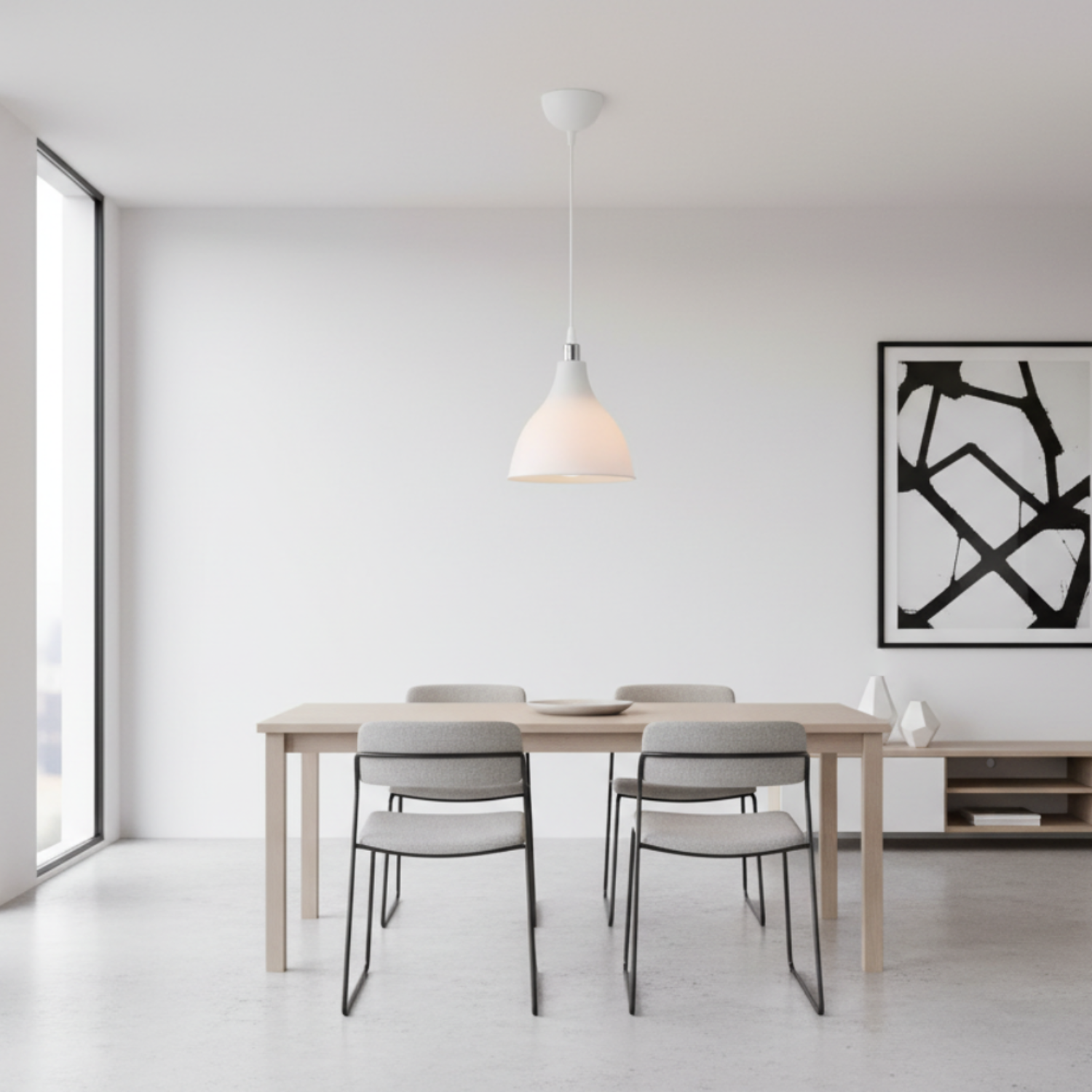 Lustre blanc dans un appartement moderne et contemporain