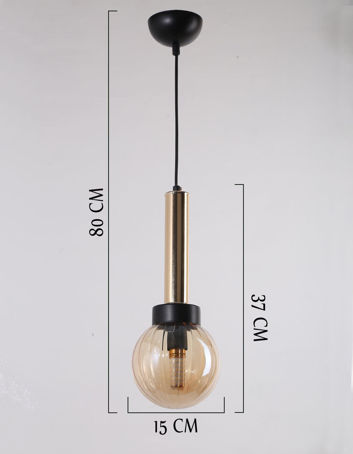 Dimensions de la suspension globe ambré côtelé, hauteur 80 cm et diamètre 15 cm
